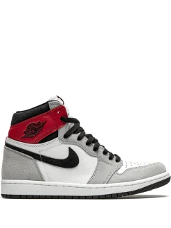 Air Jordan 1 Retro High OG "Light Smoke Grey" sneakers