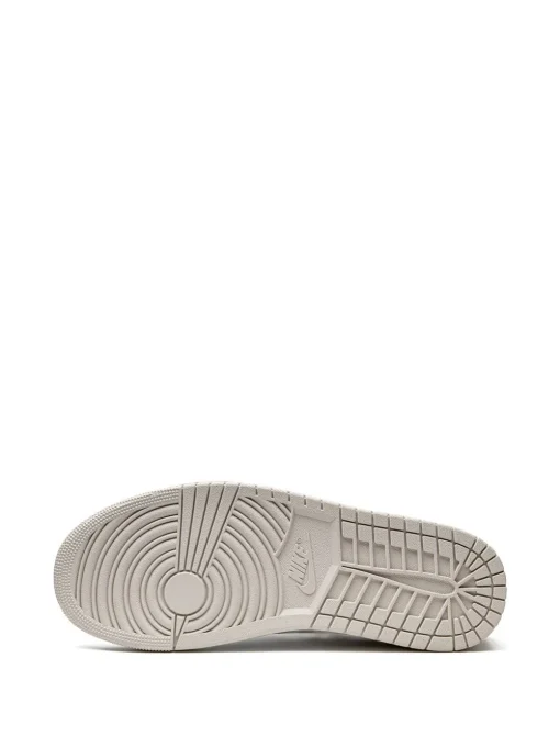 Air Jordan 1 Centre Court "White/Metallic Gold/Light Ore" sneakers -JDAN Sport 18798575 40715617 1000